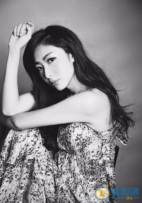 雙世寵妃曲盼兒是誰？雙世寵妃曲盼兒扮演者鍾祺個人資料、寫真及生活照欣賞