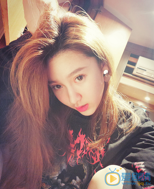  浪花一朵朵向陽陽是誰演的？向陽陽扮演者王子璇個人資料及生活寫真照欣賞