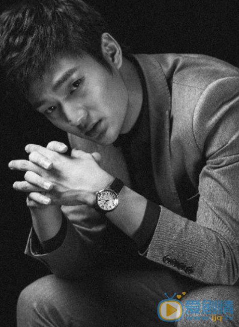 楊剛個人資料簡介 楊剛成長經歷 楊剛寫真圖片