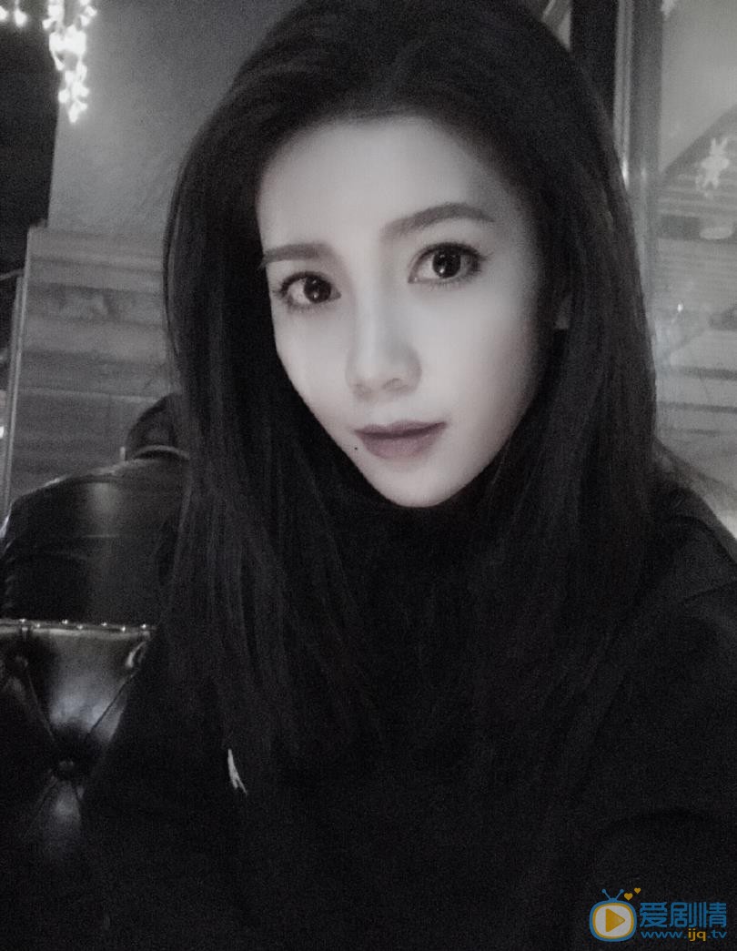 幸福一家人徐夢瑤是誰演的?徐夢瑤扮演者劉凌菱個人資料、寫真及生活照欣賞