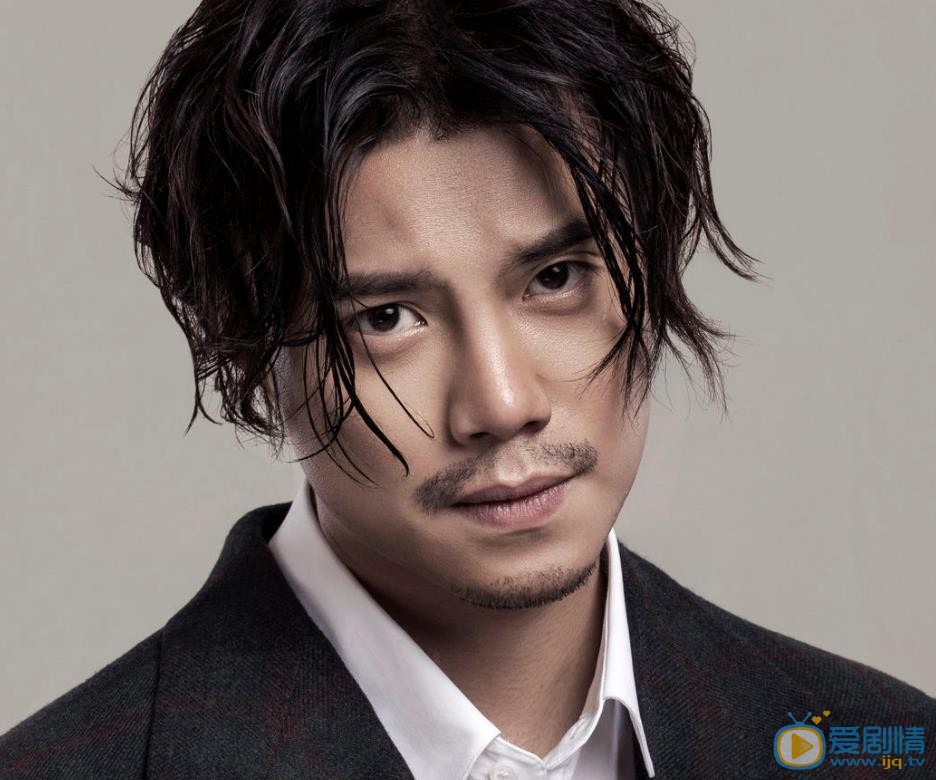 浮出水面肖衛扮演者高爽個人資料、寫真生活照