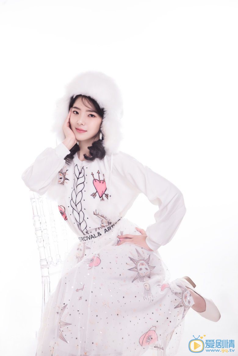 金璐瑩個人資料簡介 金璐瑩演藝經歷 金璐瑩寫真圖片