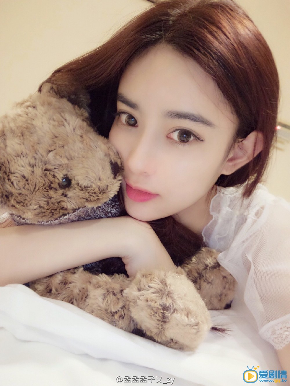 武神趙子龍石硯扮演者孟子義寫真及生活照欣賞