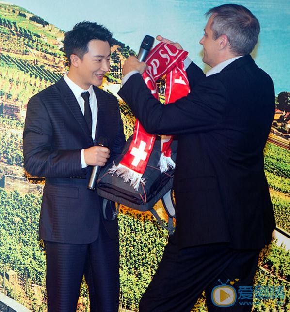 翻譯官黃軒活動照