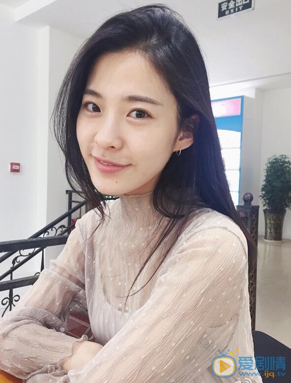 將軍在上秋華是誰演的?秋華扮演者王瑄個人資料及生活寫真照欣賞