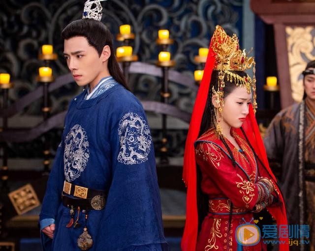 明月照我心李謙喜歡誰？最後和誰在一起？