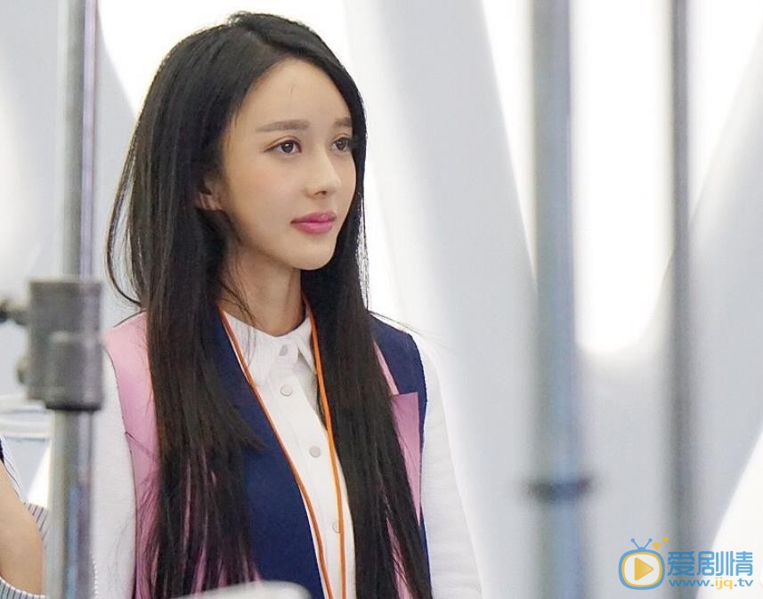 曲昱曈個人資料簡介 曲昱曈參演電視劇誰的青春不叛逆劇照