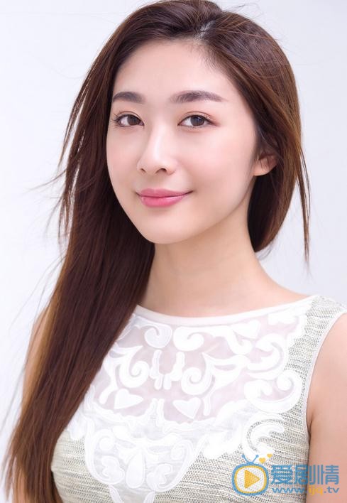 雙世寵妃曲盼兒是誰？雙世寵妃曲盼兒扮演者鍾祺個人資料、寫真及生活照欣賞