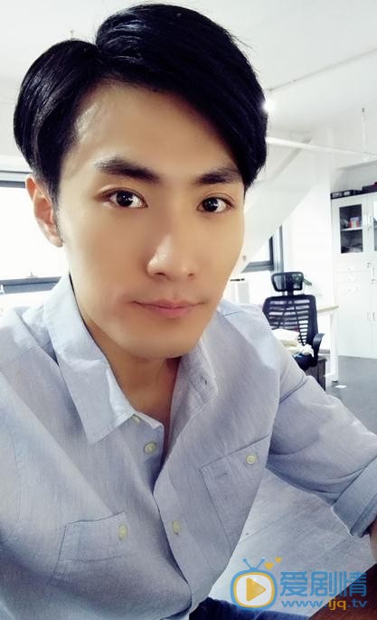 醉玲瓏陸遷是誰扮演的？醉玲瓏陸遷扮演者許鑫個人資料、寫真及生活照欣賞