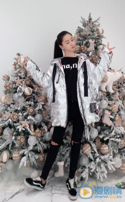 火王之破曉之戰醒秋是誰演的?醒秋扮演者張維娜個人資料、寫真及生活照欣賞