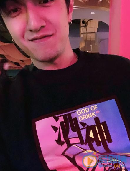 你和我的傾城時光厲致誠是誰演的？厲致誠扮演者金瀚個人資料、寫真及生活照欣賞