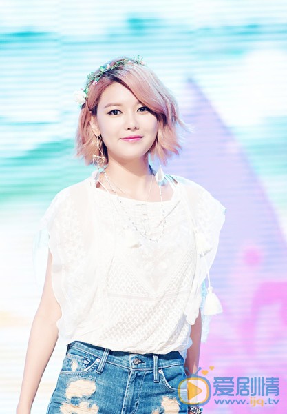 崔秀英個人生活經歷  寫真照