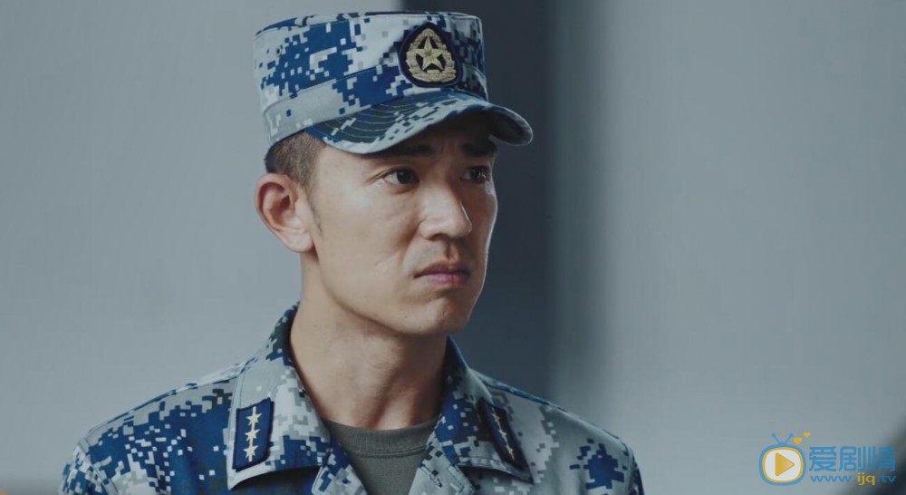 空降利刃喬梁手機屏保為何是林俊嬌？他的女朋友是誰？