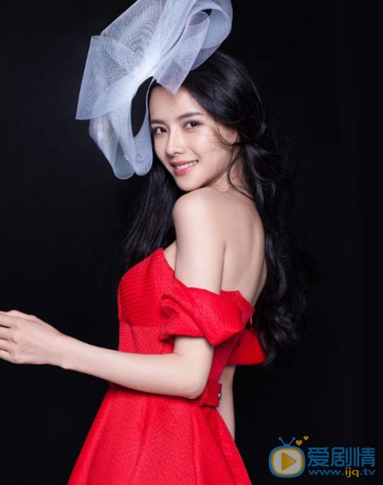 繭鎮奇緣黃夢清是誰演的?黃夢清扮演者張芷溪個人資料、寫真及生活照欣賞