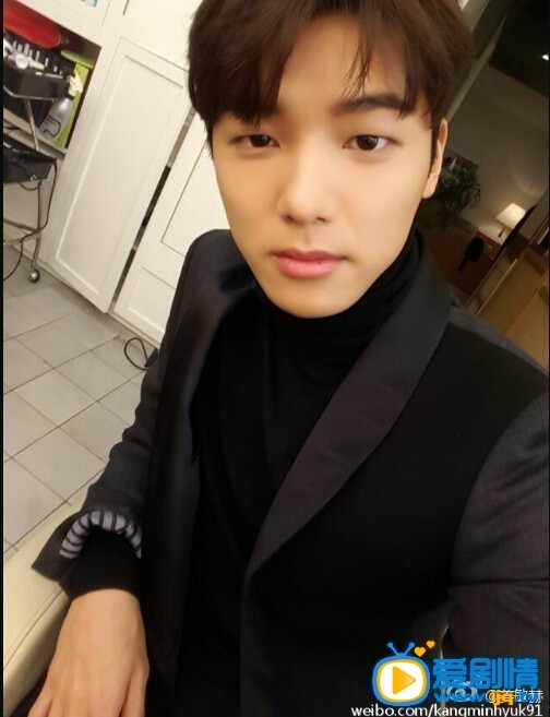 姜敏赫個人資料介紹簡介姜敏赫高清生活照