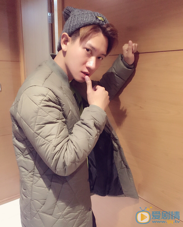 繁星四月簡易是誰演的?簡易扮演者王霏個人資料介紹