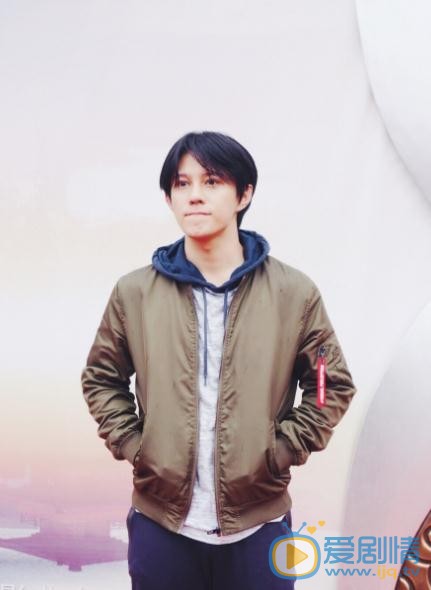 我的青春遇見你陳昆是誰演的？陳坤扮演著楊彤個人資料、寫真及生活照欣賞