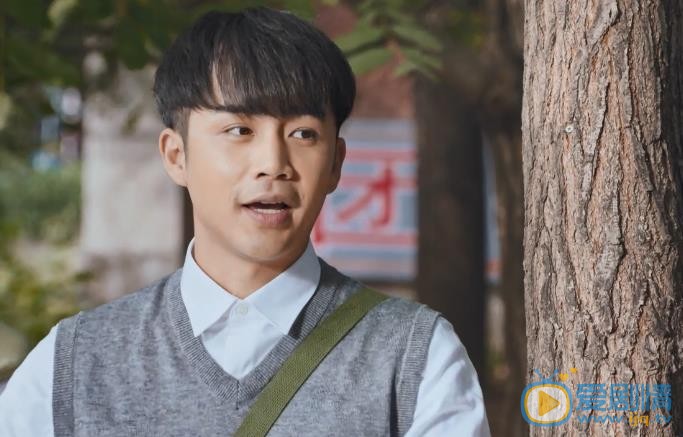 我們的四十年肖戰家的電視是什麼牌子？是哪產的？