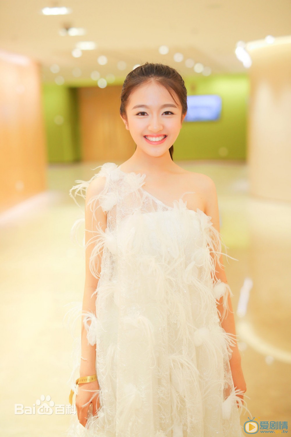 無心法師2蘇桃扮演者李蘭迪寫真生活照欣賞