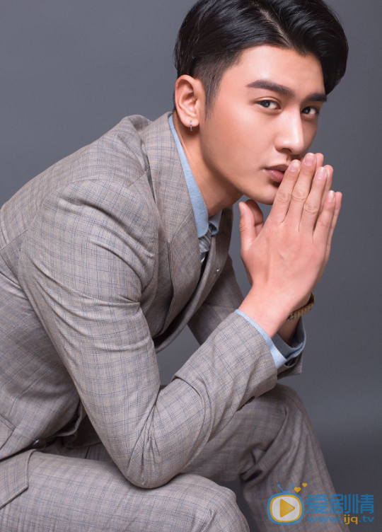 傅奕晨個人資料簡介 傅奕晨演藝經歷 傅奕晨帥氣寫真圖片