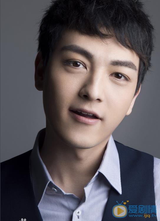 我不是精英費明扮演者張曉謙個人資料、海量生活照欣賞