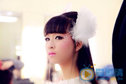 小彩旗春晚照 小彩旗個人資料