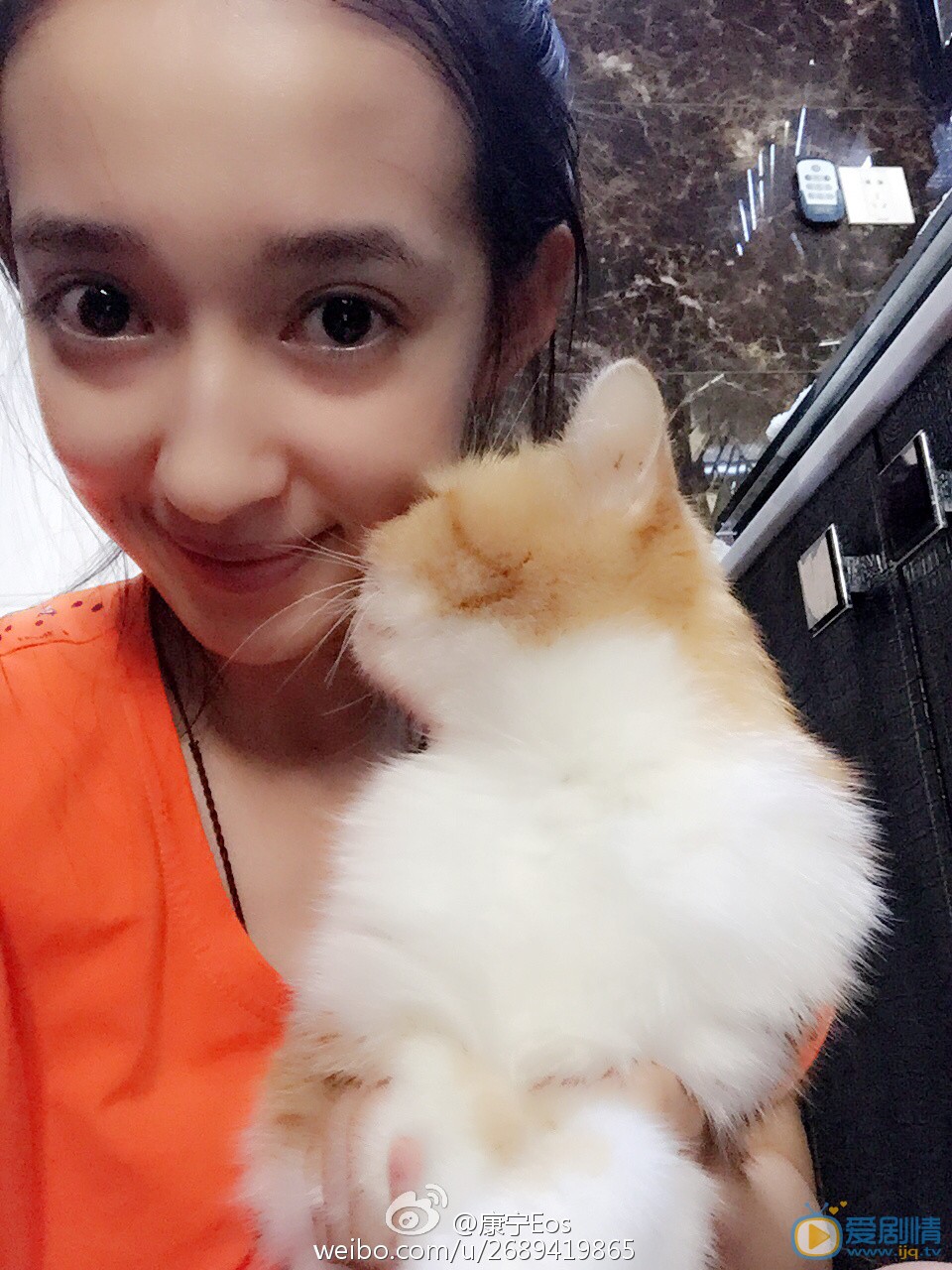 檸檬初上童丹扮演者康寧寫真及生活照欣賞