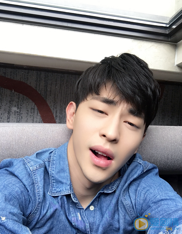 歡樂頌2謝童是誰演的？謝童扮演者鄧倫個人資料生活寫真照欣賞