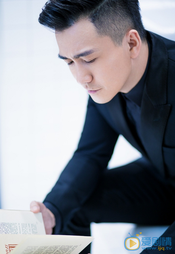  上古情歌宣陽昱辰是誰演的？宣陽昱辰扮演者翟天臨個人資料及生活照欣賞