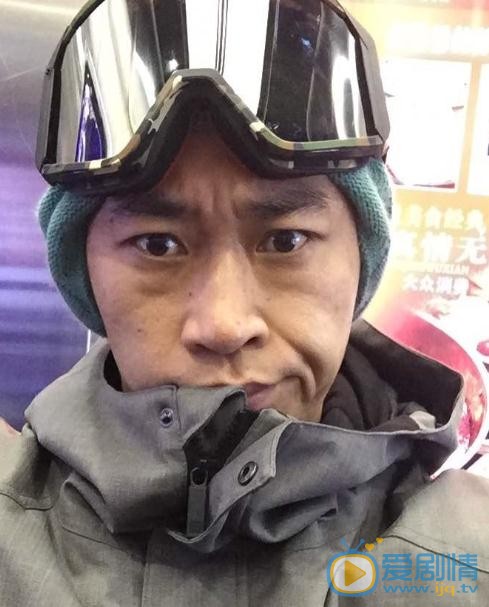 我的體育老師韓金龍是誰演的？韓金龍扮演者周岩個人資料、寫真及生活照欣賞