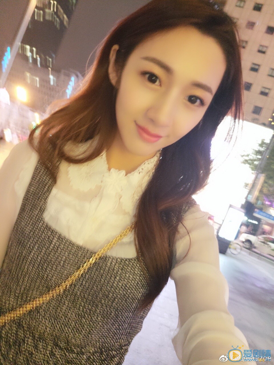 好久不見中白雪是誰扮演的？白雪扮演著周宸佳個人資料、寫真生活照