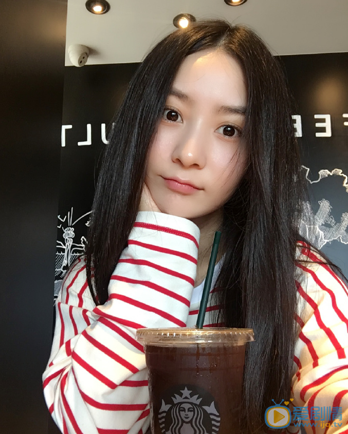 龍珠傳奇之無間道康熙皇后是誰演的？康熙皇后扮演者張維娜個人資料及寫真生活照欣賞