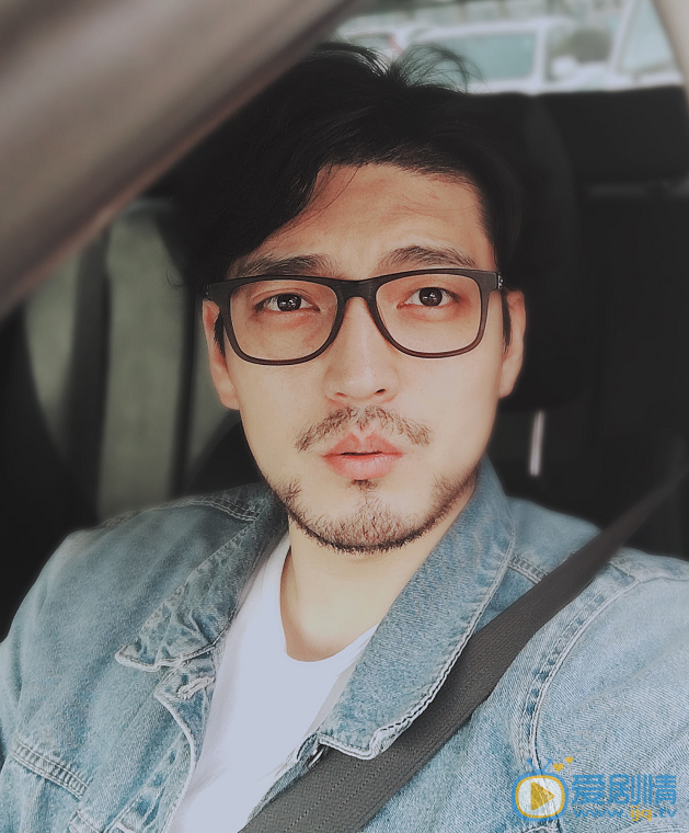 那片星空那片海周不聞是誰演的?周不聞扮演者隋詠良個人資料生活照欣賞