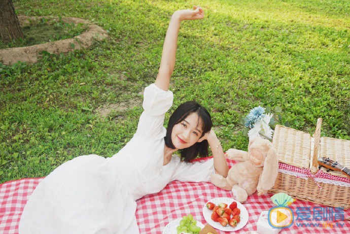 劉恩佳個人資料簡介 劉恩佳人物寫真