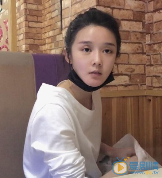 一千零一夜思思是誰演的？思思扮演者余籽璇個人資料、寫真及生活照欣賞