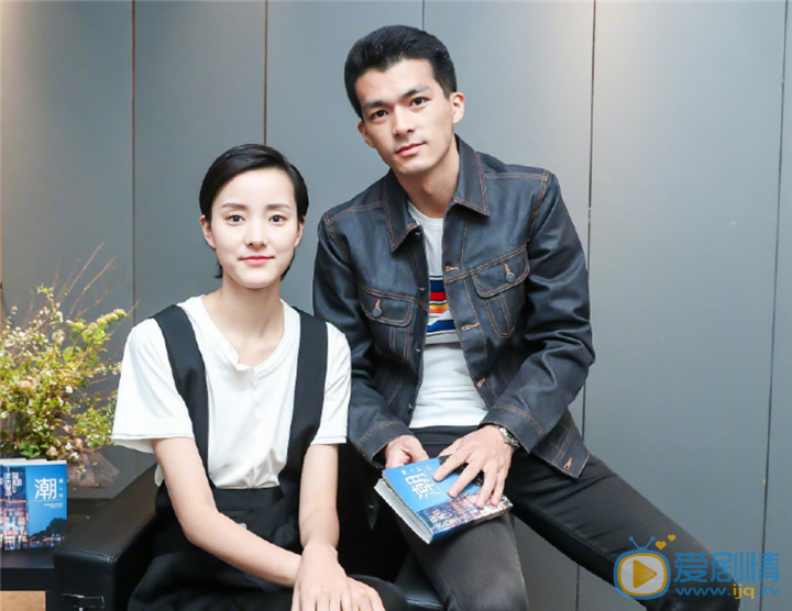 裴蓓個人資料簡介 裴蓓感情生活 裴蓓與丈夫合照圖片