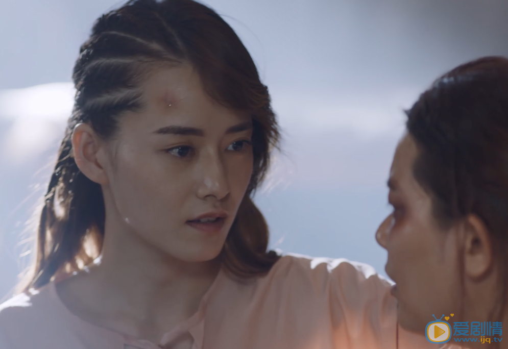 我要和你在一起杜若男救中國女孩 身手矯健帥氣十足