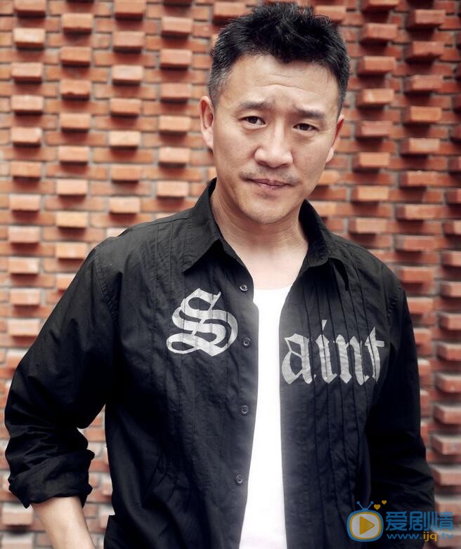  我的前半生老金是誰演的？老金扮演者侯岩松個人資料簡介