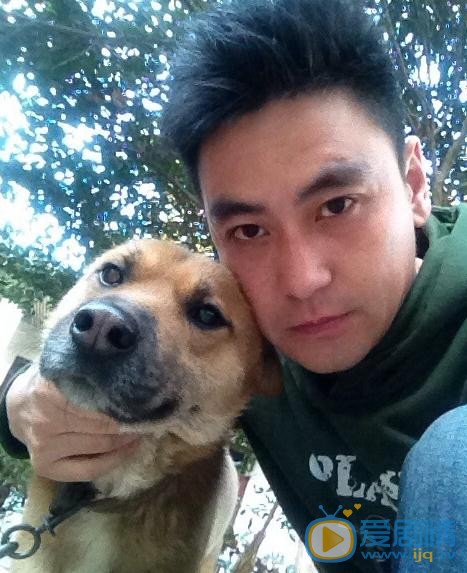 利刃出擊李文希是誰演的?李文希扮演者李飛個人資料、寫真及生活照欣賞