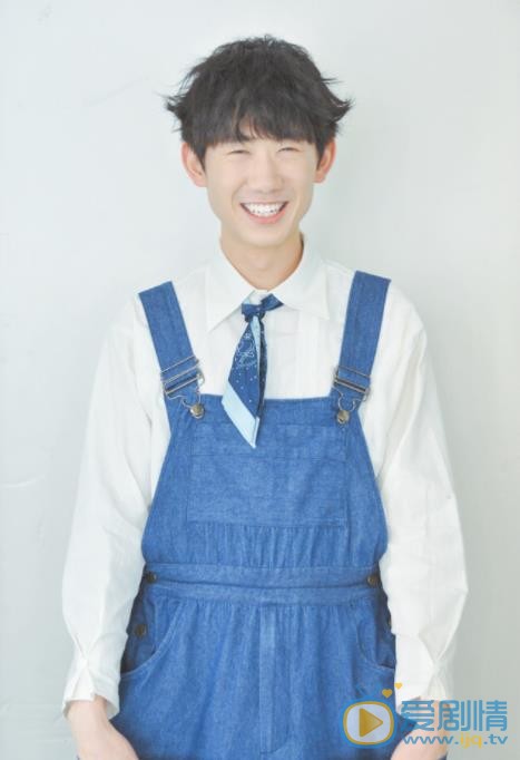 叢日新個人資料簡介 叢日新家庭背景及個人經歷