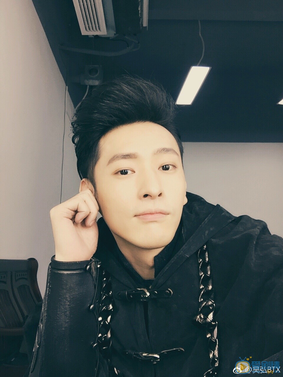 特勤精英曹猛扮演者吳弘照片