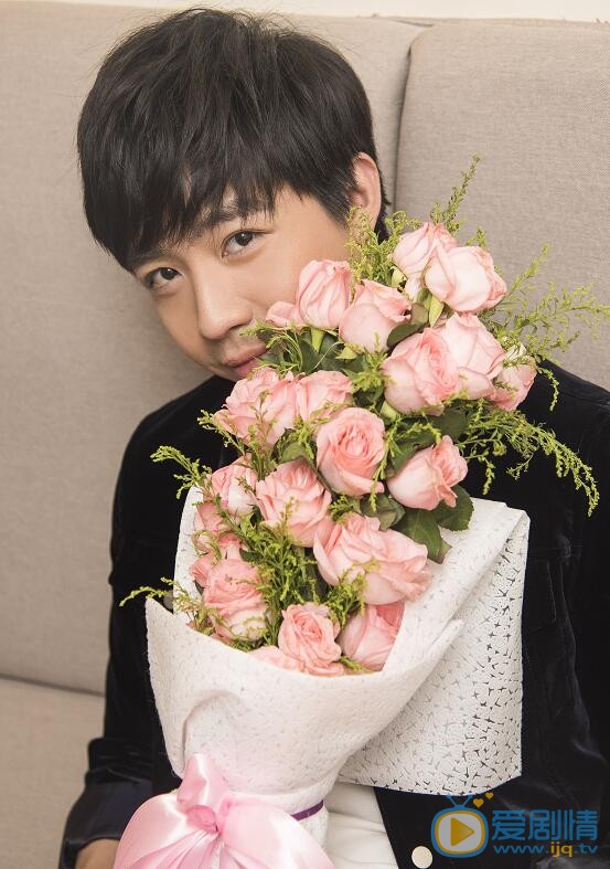 那年花開月正圓杜明禮是誰演的？杜明禮扮演者俞灝明個人資料及寫真生活照欣賞