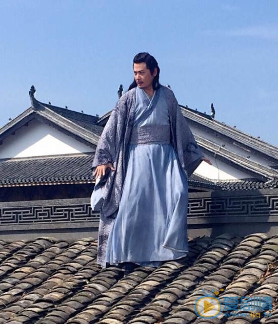 斗破蒼穹小醫仙的父親是誰？小醫仙的父親為什麼不要小醫仙？