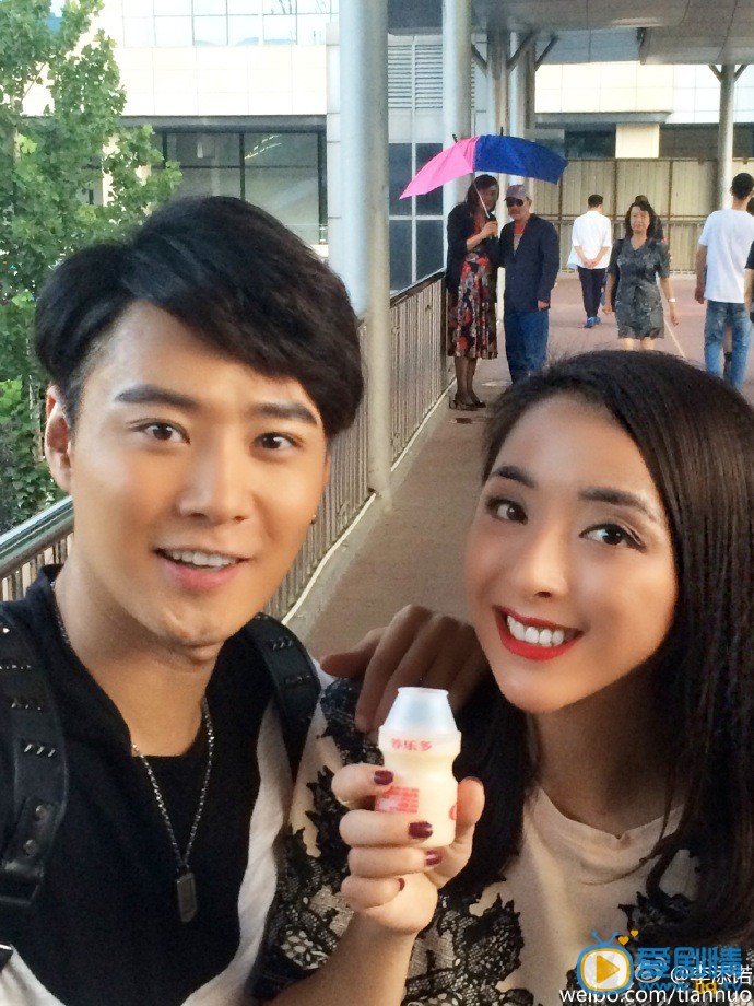 五鼠鬧東京晏飛的真實面目是什麼樣的 晏飛是誰扮演的 晏飛個人資料