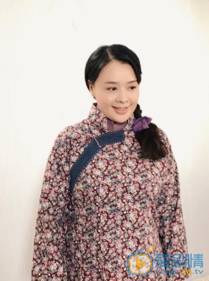 戀愛先生羅玥的母親劉珍珍是誰扮演的？羅玥的母親劉珍珍扮演者崔奕個人資料、寫真及生活照欣賞