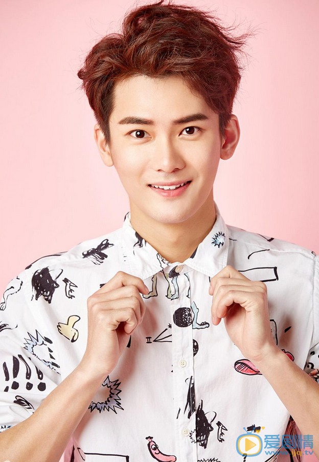 浪花一朵朵唐一白是誰演的？唐一白扮演者熊梓淇個人資料及寫真生活照欣賞