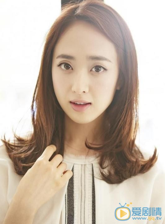 《MAN X MAN》車度荷是誰扮演的？車度荷扮演者金玟廷個人資料、生活照及寫真欣賞