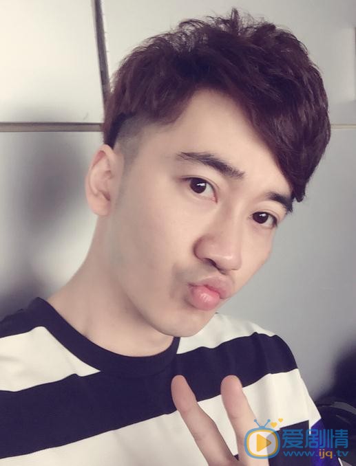 醉玲瓏蕭續是誰演的？醉玲瓏蕭續扮演者毛方圓個人資料介紹、寫真及生活照欣賞