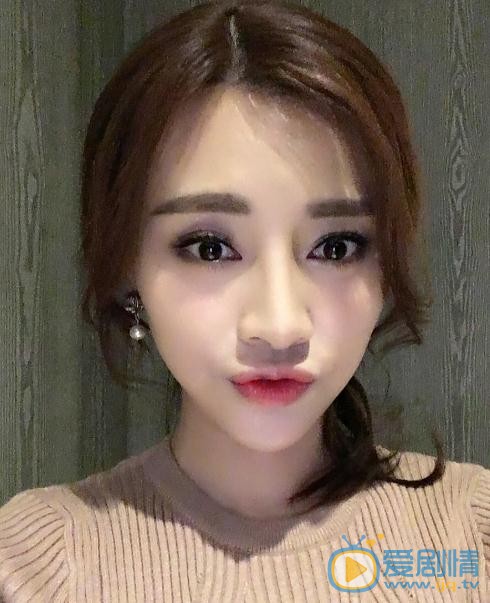 特化師沈芸是誰演的?特化師沈芸扮演者周子言個人資料、寫真及生活照欣賞