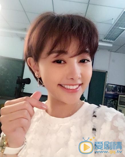 警花與警犬之再上征程董芳菲是誰演的？董芳菲扮演者吳昱瑤個人資料、寫真及生活照欣賞